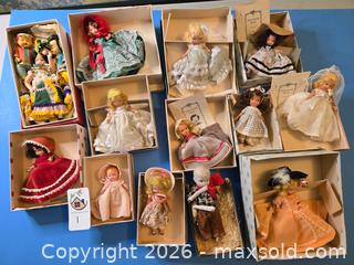 MaxSold Auction: Large Lot of Storybook Dolls - Oakland (California, USA) PARTNER MANAGED Estate Sale Online Auction - Monterey Boulevard
