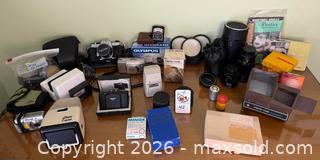 MaxSold Auction: Mama Don't Take my Kodachrome Away - Oakland (California, USA) PARTNER MANAGED Estate Sale Online Auction - Monterey Blvd