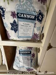 MaxSold Auction: Sheets - Oakland (California, USA) PARTNER MANAGED Estate Sale Online Auction - Monterey Boulevard