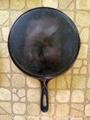 MaxSold Auction: Skillets - Oakland (California, USA) PARTNER MANAGED Estate Sale Online Auction - Monterey Boulevard