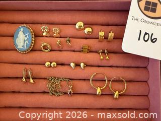 MaxSold Auction: Unmarked gold tone jewelry - Oakland (California, USA) PARTNER MANAGED Estate Sale Online Auction - Monterey Boulevard