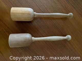 MaxSold Auction: Vintage Classics - Oakland (California, USA) PARTNER MANAGED Estate Sale Online Auction - Monterey Boulevard