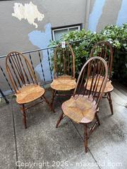 MaxSold Auction: Windsor Dining Chairs - Oakland (California, USA) PARTNER MANAGED Estate Sale Online Auction - Monterey Boulevard