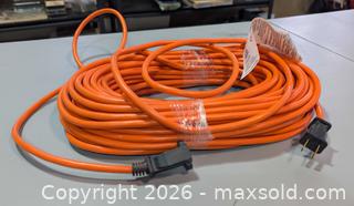 MaxSold Auction: Bright Orange Portable Extension Cord, 100 ft, 2-prong - London (Ontario, Canada) SELLER MANAGED Downsizing Online Auction - Brock Street