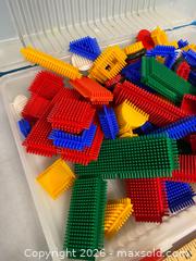 MaxSold Auction: Plastic Building Blocks Set in Case - Vancouver (British Columbia, Canada) SELLER MANAGED Reseller Online Auction - East 7th Avenue (STORAGE)