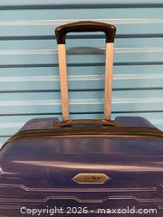 MaxSold Auction: Samsonite Large Blue Hard-Shell Spinner Suitcase - Vancouver (British Columbia, Canada) SELLER MANAGED Reseller Online Auction - East 7th Avenue (STORAGE)