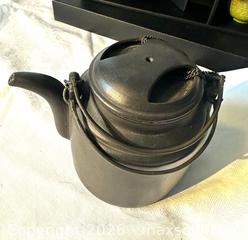 MaxSold Auction: Lot: 2 Teapots, 4 Tea Cups & Storage Box, Matte Black/Crackle - San Francisco (California, USA) SELLER MANAGED Downsizing Online Auction - Hudson Avenue