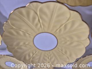 MaxSold Auction: Aynsley Fine English Bone China - Oshawa (Ontario, Canada) SELLER MANAGED Commercial Liquidation Online Auction - Bond Street West