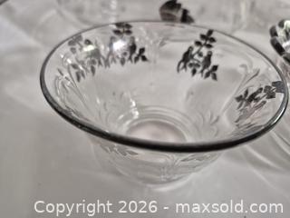 MaxSold Auction: Collection of 6 Pieces of Vintage Clear Glass Items - Oshawa (Ontario, Canada) SELLER MANAGED Commercial Liquidation Online Auction - Bond Street West