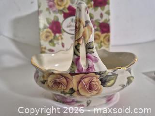 MaxSold Auction: Royal Elfreda Country Roses Fine Porcelain Basket - Oshawa (Ontario, Canada) SELLER MANAGED Commercial Liquidation Online Auction - Bond Street West
