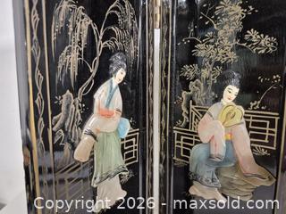 MaxSold Auction: Vintage Chinese Black Lacquer Four Panel Table Folding Screen - Oshawa (Ontario, Canada) SELLER MANAGED Commercial Liquidation Online Auction - Bond Street West
