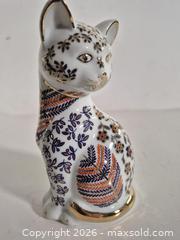 MaxSold Auction: Vintage Japanese Imari Neko Porcelain Cat Figure - Oshawa (Ontario, Canada) SELLER MANAGED Commercial Liquidation Online Auction - Bond Street West