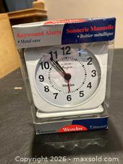 MaxSold Auction: Alarm Clock Lot - Hamilton (Ontario, Canada) SELLER MANAGED Estate Sale Online Auction -  Glendale Avenue South