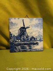 MaxSold Auction: Delft & Chinese Blue and White Pottery Lot - Hamilton (Ontario, Canada) SELLER MANAGED Estate Sale Online Auction -  Glendale Avenue South