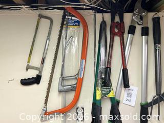 MaxSold Auction: Fan, router & hanging tools - Hamilton (Ontario, Canada) SELLER MANAGED Estate Sale Online Auction -  Glendale Avenue South