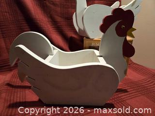 MaxSold Auction: FOLK ART CHICKEN PLANTERS - Hamilton (Ontario, Canada) SELLER MANAGED Estate Sale Online Auction -  Glendale Avenue South