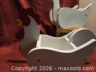 MaxSold Auction: FOLK ART CHICKEN PLANTERS - Hamilton (Ontario, Canada) SELLER MANAGED Estate Sale Online Auction -  Glendale Avenue South