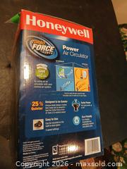 MaxSold Auction: Honeywell Fan - Hamilton (Ontario, Canada) SELLER MANAGED Estate Sale Online Auction -  Glendale Avenue South