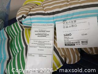 MaxSold Auction: IKEA outdoor cushions - Hamilton (Ontario, Canada) SELLER MANAGED Estate Sale Online Auction -  Glendale Avenue South