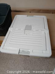 MaxSold Auction: Laundry baskets & storage - Hamilton (Ontario, Canada) SELLER MANAGED Estate Sale Online Auction -  Glendale Avenue South