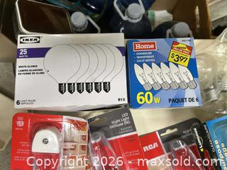 MaxSold Auction: Light bulbs - Hamilton (Ontario, Canada) SELLER MANAGED Estate Sale Online Auction -  Glendale Avenue South