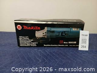 MaxSold Auction: MAKITA 100mm disc grinder  - Hamilton (Ontario, Canada) SELLER MANAGED Estate Sale Online Auction -  Glendale Avenue South