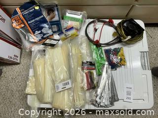 MaxSold Auction: Painting accessories - Hamilton (Ontario, Canada) SELLER MANAGED Estate Sale Online Auction -  Glendale Avenue South