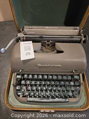 MaxSold Auction: REMINGTON "Quiet Riter" Typewriter  - Hamilton (Ontario, Canada) SELLER MANAGED Estate Sale Online Auction -  Glendale Avenue South