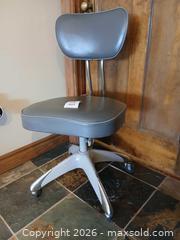 MaxSold Auction: Retro Office Chair - Hamilton (Ontario, Canada) SELLER MANAGED Estate Sale Online Auction -  Glendale Avenue South