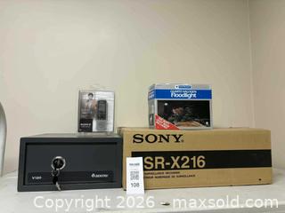 MaxSold Auction: Security Lot - Hamilton (Ontario, Canada) SELLER MANAGED Estate Sale Online Auction -  Glendale Avenue South