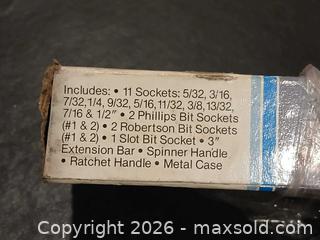 MaxSold Auction: Socket set - Hamilton (Ontario, Canada) SELLER MANAGED Estate Sale Online Auction -  Glendale Avenue South
