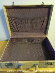 MaxSold Auction: Stylish Accessories  - Hamilton (Ontario, Canada) SELLER MANAGED Estate Sale Online Auction -  Glendale Avenue South