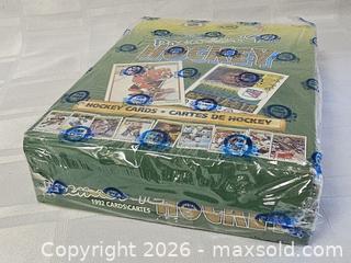 MaxSold Auction: 1992 OPC Premier Hockey Card Wax Box Sealed Mimt - Kingston (Ontario, Canada) SELLER MANAGED Downsizing Online Auction - Woodbine Road