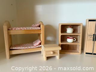 MaxSold Auction: HUGE Vintage Wooden Dollhouse Furniture - Saratoga (California, USA) SELLER MANAGED Estate Sale Online Auction - Allendale Avenue