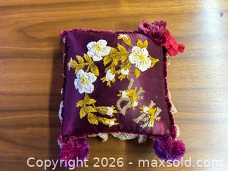 MaxSold Auction: Vintage Embroidered Floral Throw Pillow - Saratoga (California, USA) SELLER MANAGED Estate Sale Online Auction - Allendale Avenue