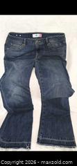 MaxSold Auction: NEW- Woman's Jeans - Kingston (Ontario, Canada) SELLER MANAGED Downsizing Online Auction - Morenz Crescent