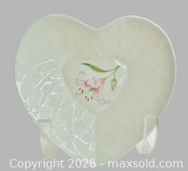 MaxSold Auction: Irish Belleek  - Aurora (Ontario, Canada) PARTNER MANAGED Downsizing Online Auction - Murray Drive