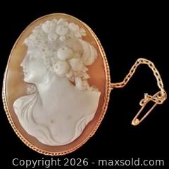 MaxSold Auction: Large 9ct Rose Gold Antique Cameo Brooch - Aurora (Ontario, Canada) PARTNER MANAGED Downsizing Online Auction - Murray Drive