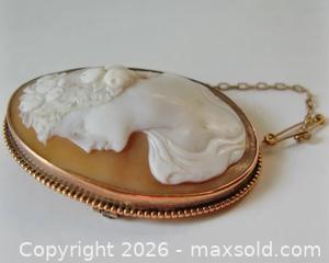 MaxSold Auction: Large 9ct Rose Gold Antique Cameo Brooch - Aurora (Ontario, Canada) PARTNER MANAGED Downsizing Online Auction - Murray Drive