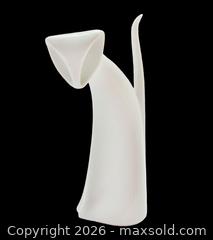 MaxSold Auction: Royal Dux Modernist Cat Figurine  - Aurora (Ontario, Canada) PARTNER MANAGED Downsizing Online Auction - Murray Drive