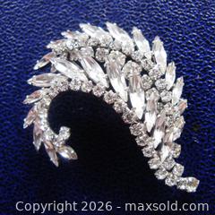 MaxSold Auction: Signed Sherman Curved Leaf Brooch - Aurora (Ontario, Canada) PARTNER MANAGED Downsizing Online Auction - Murray Drive