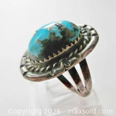 MaxSold Auction: Sterling Silver Turquoise Size 7.75 Southwestern Ring  - Aurora (Ontario, Canada) PARTNER MANAGED Downsizing Online Auction - Murray Drive