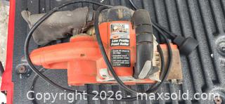 MaxSold Auction: Hand held belt sander - Ottawa (Ontario, Canada) SELLER MANAGED Downsizing Online Auction - Mowat Street