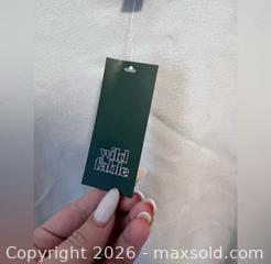 MaxSold Auction: Lot of new with tags sweater / shorts from wild fable (Target) - Ottawa (Ontario, Canada) SELLER MANAGED Downsizing Online Auction - Darvoy Mews