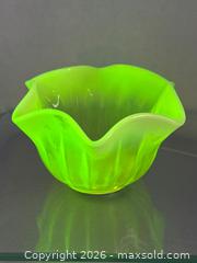 MaxSold Auction:   Opalescent Vaseline Glass Bowl - Lincoln (Ontario, Canada) SELLER MANAGED Downsizing Online Auction - Bartlett Road - Beamsville (STORAGE)