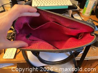 MaxSold Auction: Kate Spade Purse - Toronto (Ontario, Canada) SELLER MANAGED Downsizing Online Auction -  Bathurst Street (CONDO)