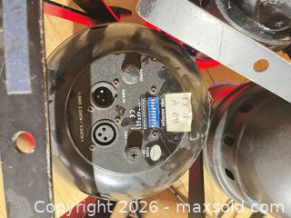 MaxSold Auction: LED Par Cans x3 - Toronto (Ontario, Canada) SELLER MANAGED Downsizing Online Auction -  Bathurst Subway Station (CONDO)