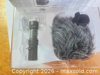 MaxSold Auction: Rode VideoMic-BRAND NEW - Toronto (Ontario, Canada) SELLER MANAGED Downsizing Online Auction -  Bathurst Street (CONDO)