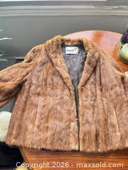 MaxSold Auction: Vintage Fur Jacket - Toronto (Ontario, Canada) SELLER MANAGED Downsizing Online Auction -  Bathurst Street (CONDO)