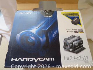 MaxSold Auction: Sony Camcorder - Handycam HDR-SR11 - San Bruno (California, USA) SELLER MANAGED Downsizing Online Auction - 2nd Avenue